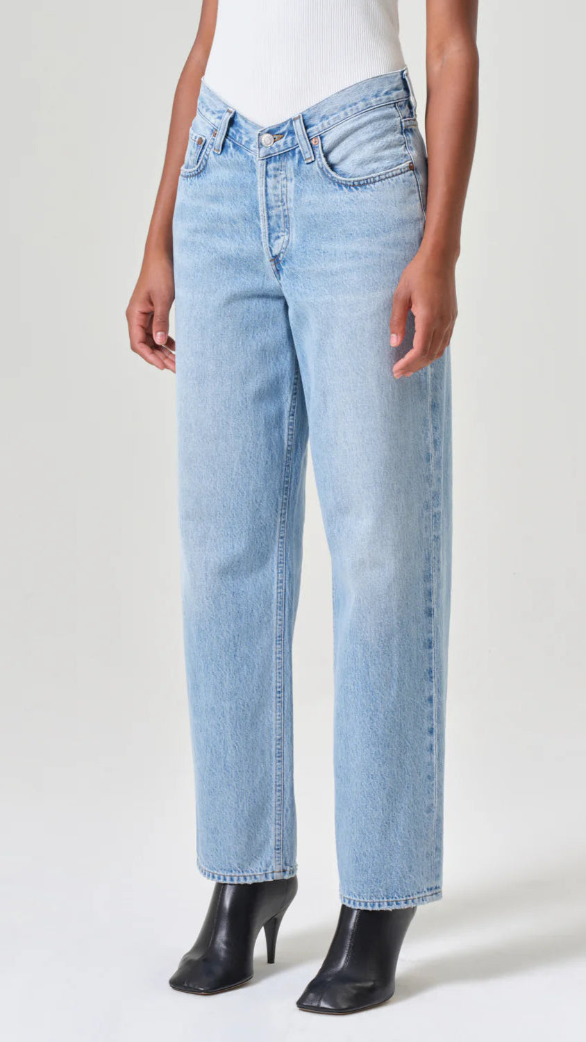 AGOLDE Denim V-Waist Jean in Prevail