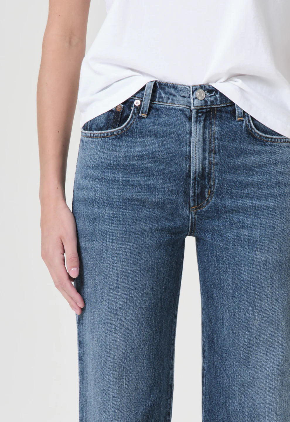 AGOLDE Denim Harper Straight Stretch in Fix