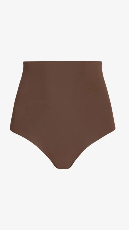 Commando Classic Control Thong in Mocha