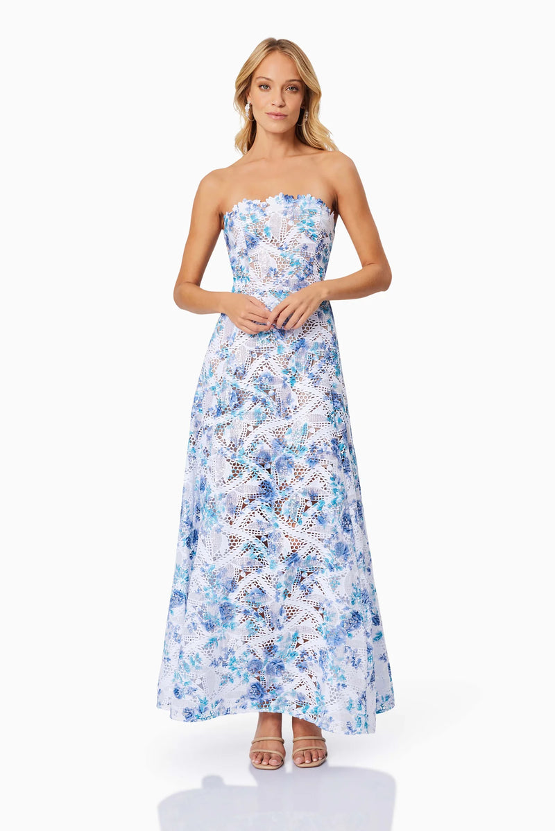 Elliatt Savannah Fitted Strapless Lace Dress In Blue