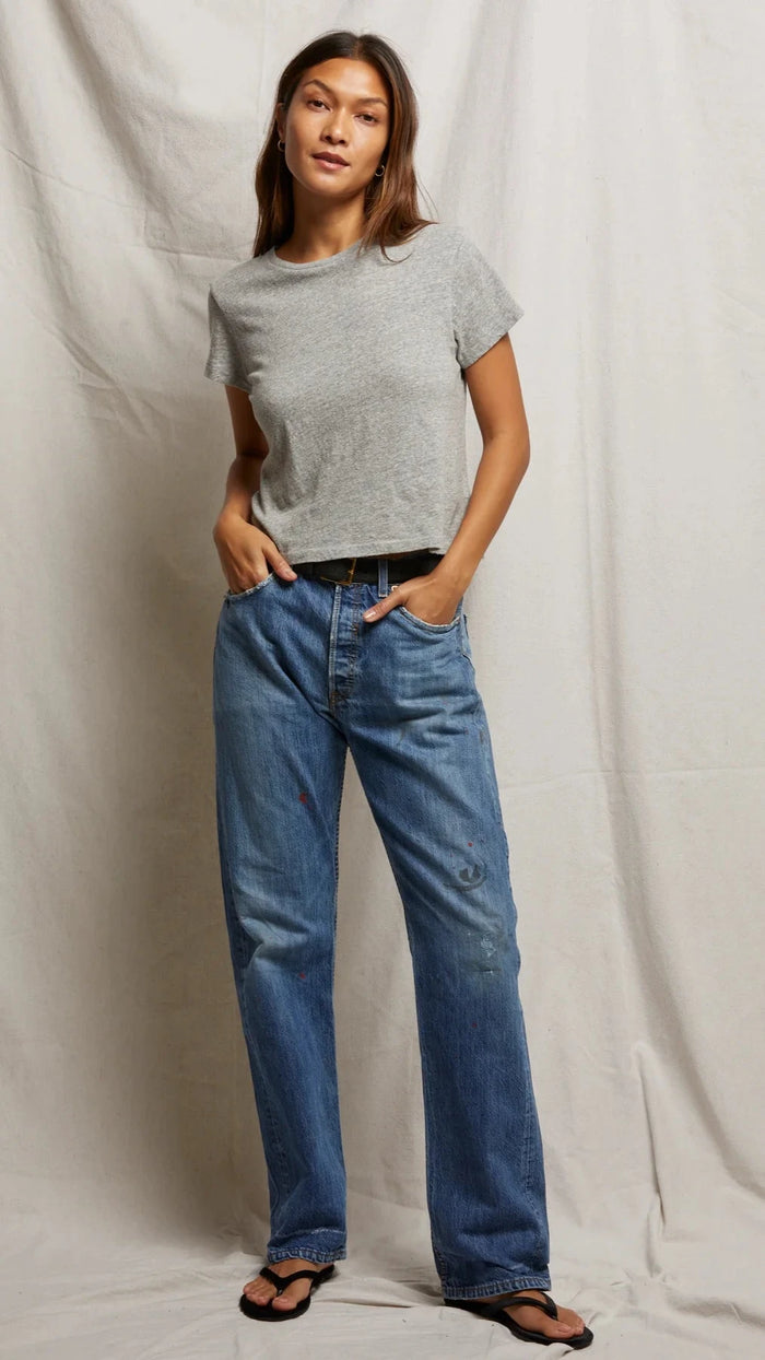 Perfect White Tee Lisa Cotton Vintage Crew Tee in Heather Grey