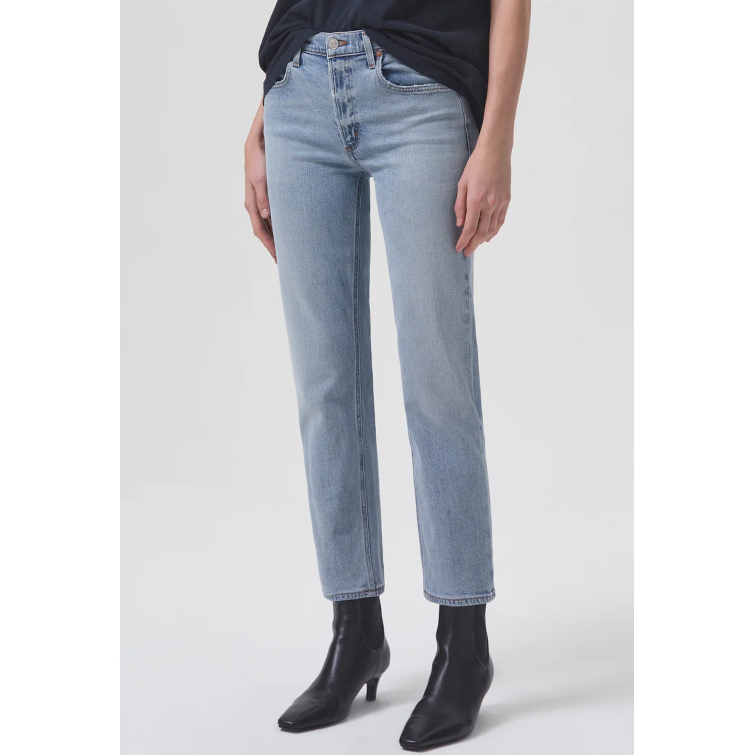 AGOLDE Denim Kye Mid Rise Straight Crop with Stretch in Diversion