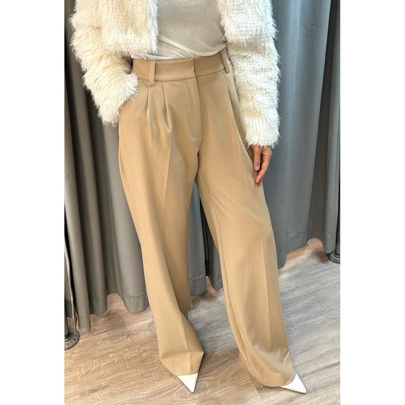 Favorite Daughter The Favorite Pant in Beige