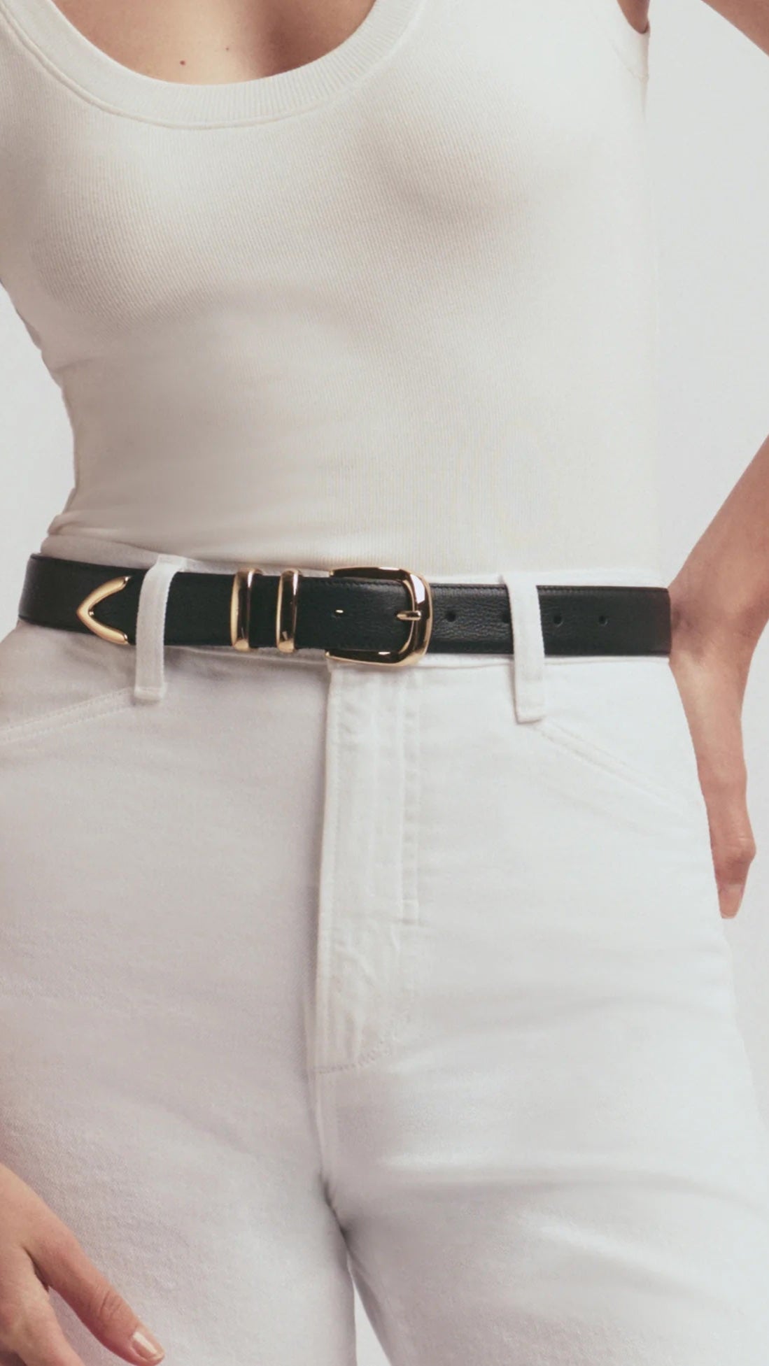 Favorite Daughter Jordan Belt in Black/Gold