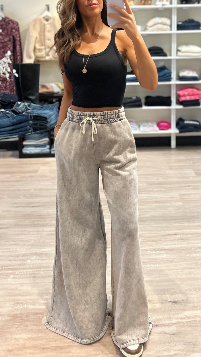 Les Tien Christine Flare Sweatpants in Dove