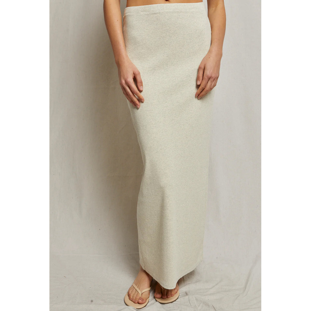 Perfect White Tee Aja Ribbed Maxi Skirt in Oatmeal