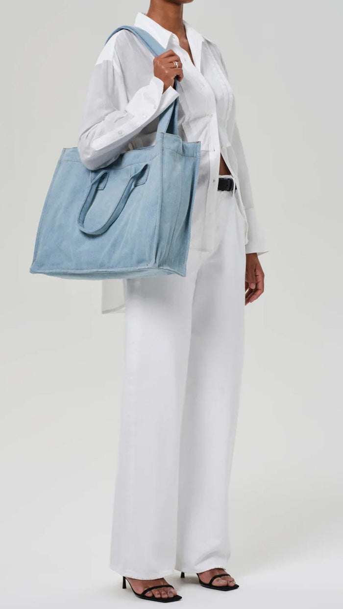 Citizens Of Humanity Denim Tote Bag in Voyager